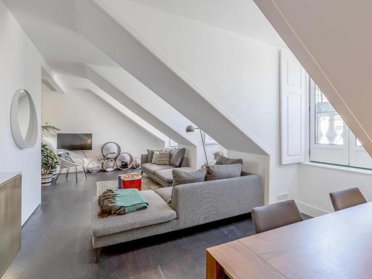 Principe Real Charming Garden View Flat At The Heart Of Lisbon Apartman Kültér fotó