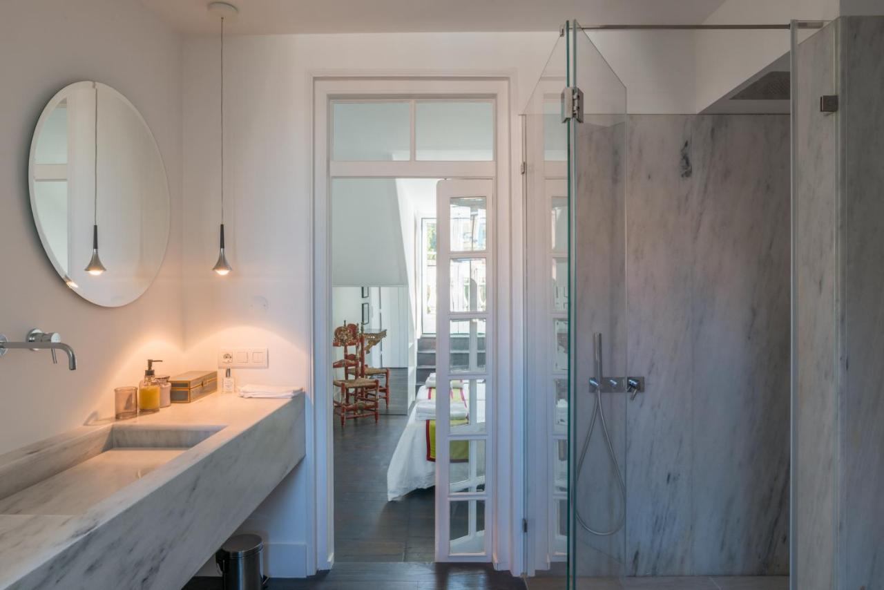 Principe Real Charming Garden View Flat At The Heart Of Lisbon Apartman Kültér fotó