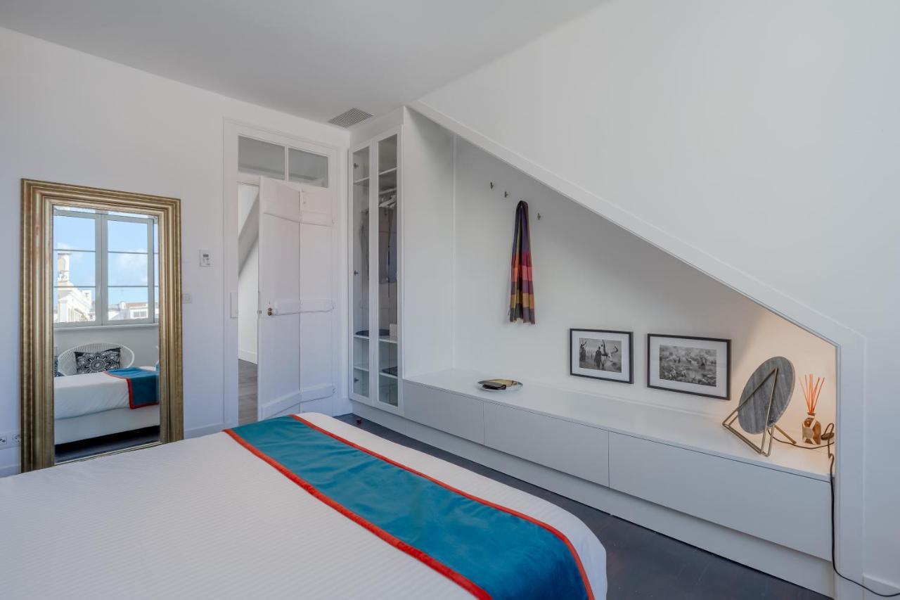 Principe Real Charming Garden View Flat At The Heart Of Lisbon Apartman Kültér fotó